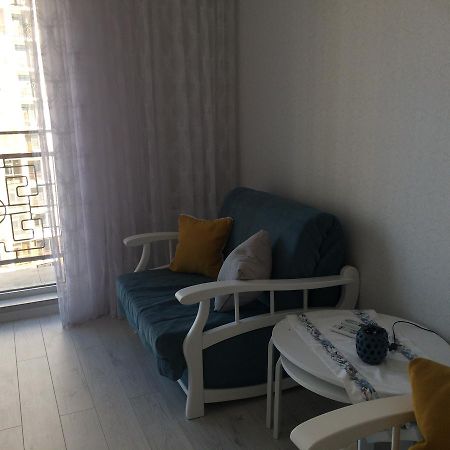 Bright Apartment In Arkadia Odesa Exterior foto